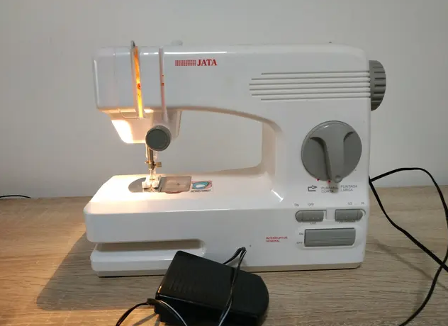 sewland maquina de coser jata